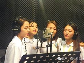 娱乐圈吃瓜有俩兄弟的主播,揭秘“吃瓜兄弟”背后的双生传奇